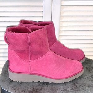 UGG Australia Purple Kristin Suede Wedge Heel Winter Boot US 9.5 women’s